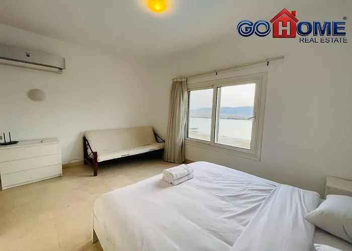 Villa Spacious 4 Broom Private Pool V35 At White *
